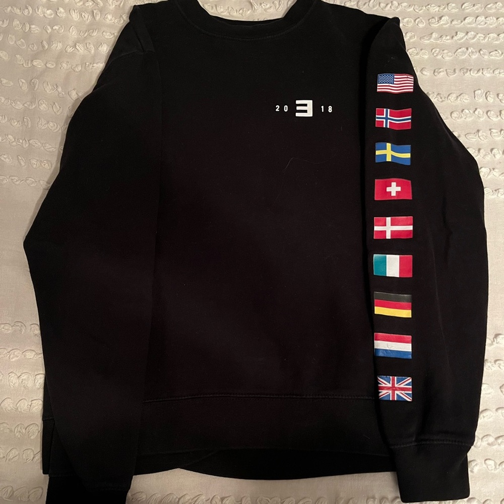 EMINEM 2018 CONCERT WORLD TOUR DOUBLE-SIDED SWEATSHIRT MENS SMALL